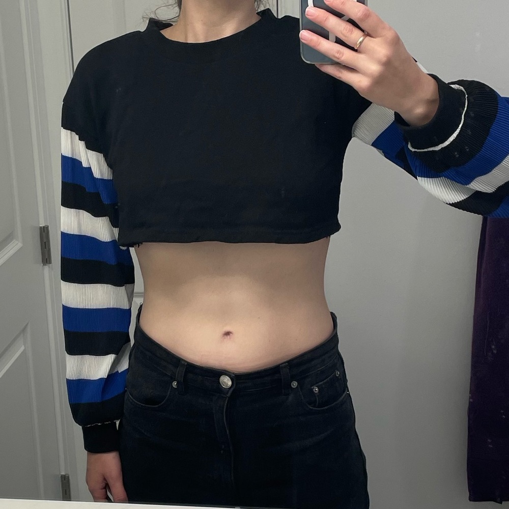 Black Long Sleeve Fashion Nova Crop Top Small